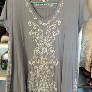 Caite Pale Periwinkle Embroidered Women's Knit Tunic Sz M